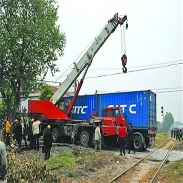 清镇如何快速找到附近的吊车救援公司