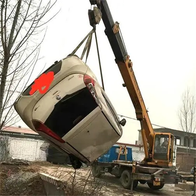 清镇随时待命，吊车24小时道路救援服务全解析